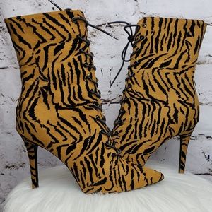 Boots (Tigress)